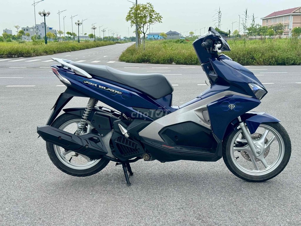 Honda Air Blade 2017 - ảnh 4