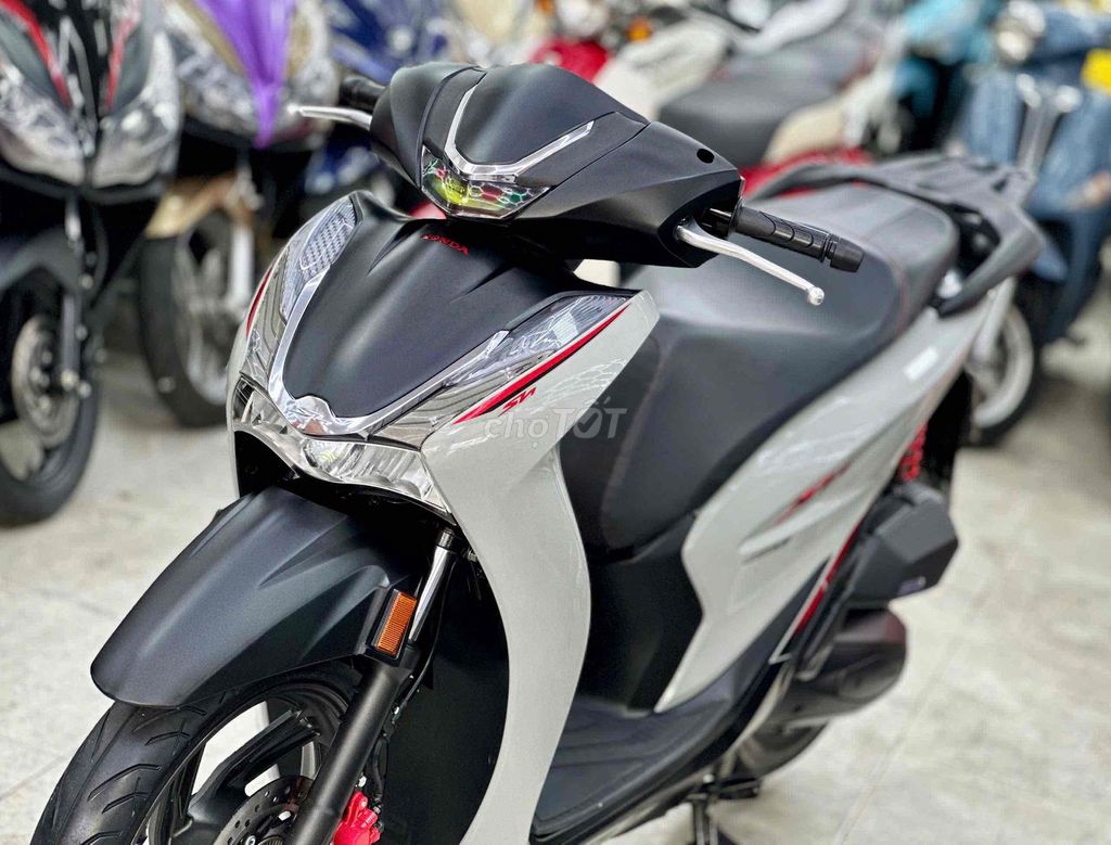Honda SH 2024 - ảnh 1