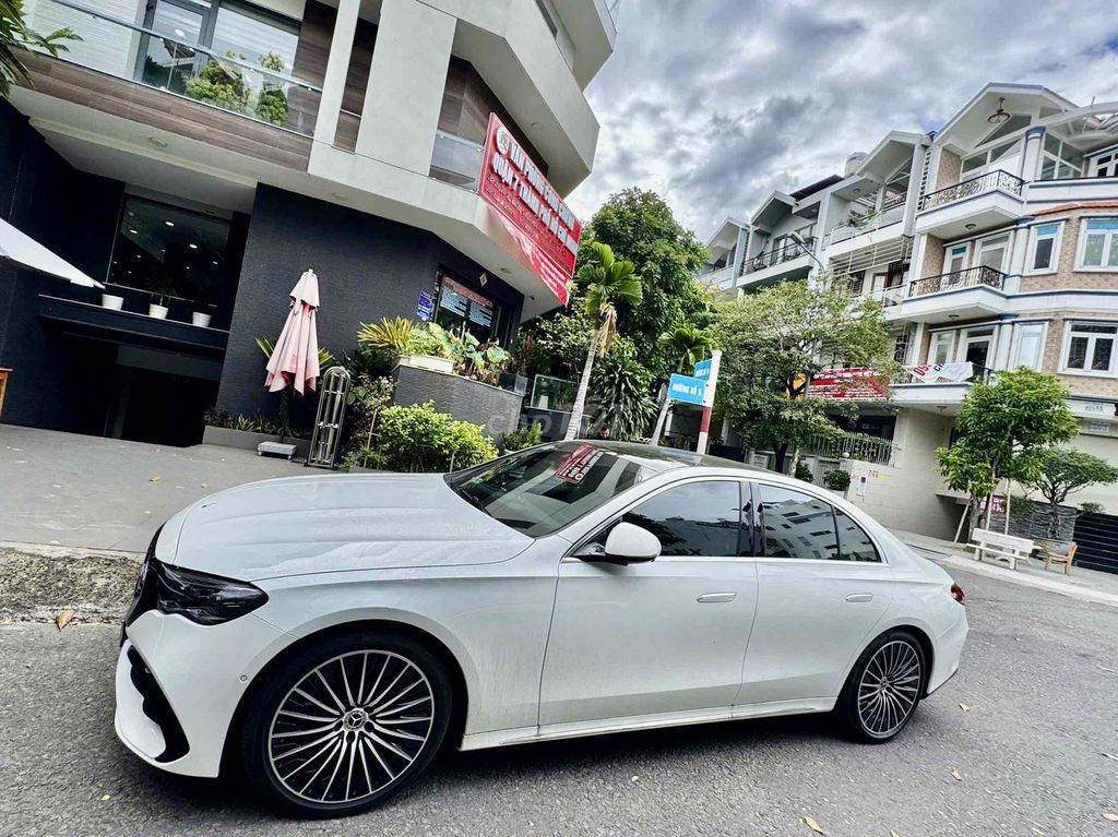Mercedes-Benz - ảnh 3