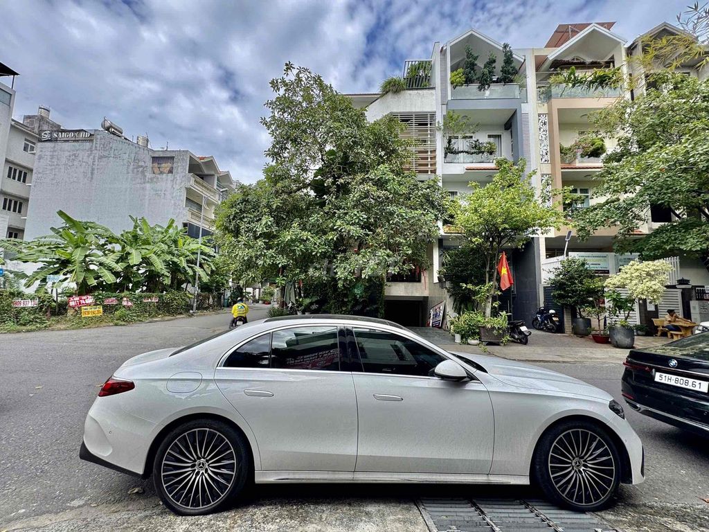 Mercedes-Benz - ảnh 4