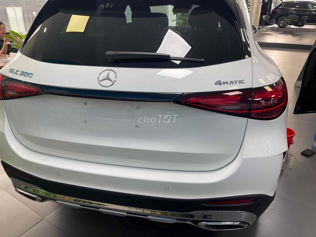Mercedes-Benz - ảnh 4