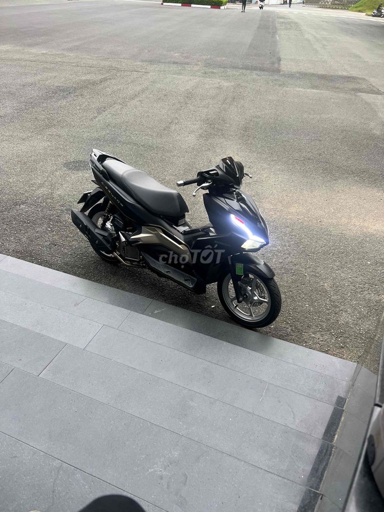 Honda Air Blade 2020 - ảnh 1
