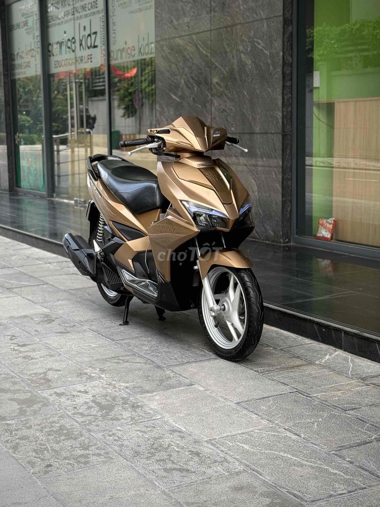 Honda Air Blade 2018 - ảnh 1