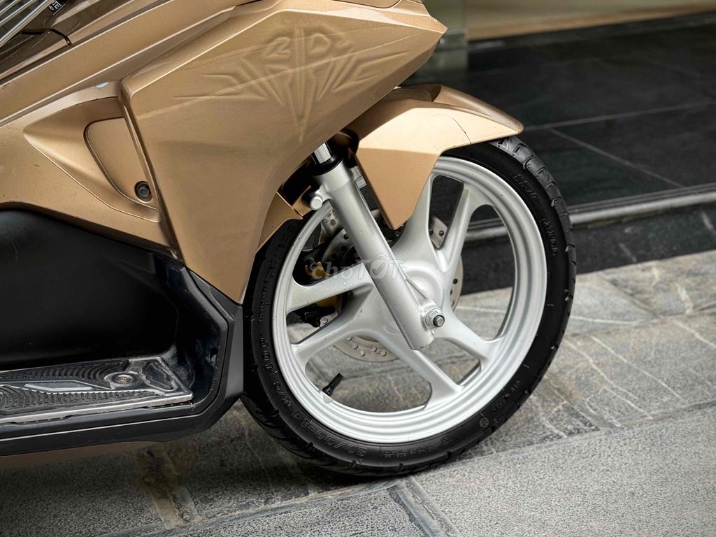Honda Air Blade 2018 - ảnh 3