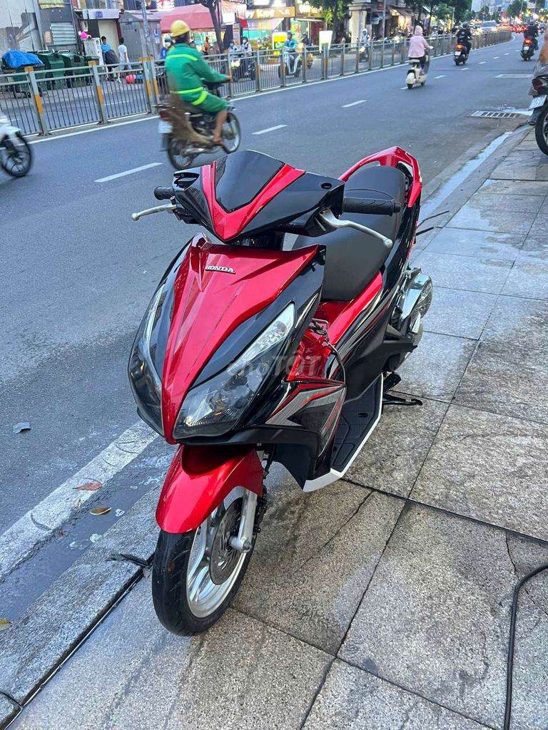 Honda SH Mode 2016 - ảnh 2
