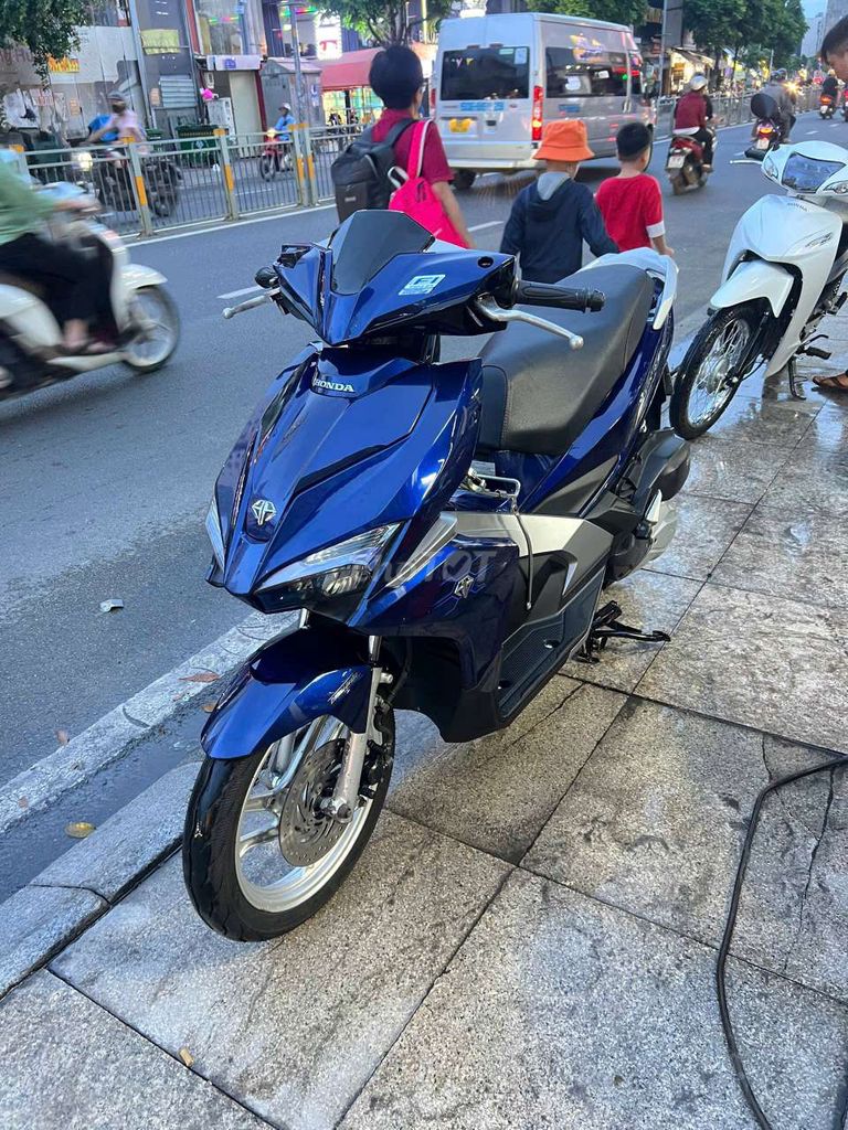Honda Air Blade 2017 - ảnh 1