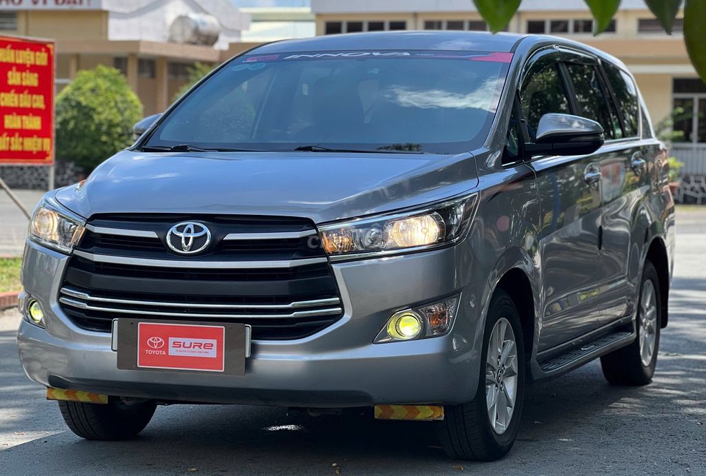 Toyota Innova 2.0E 2018 - ảnh 1