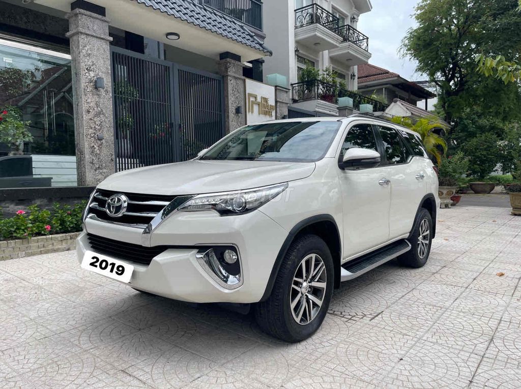 Toyota Fortuner 2019 - ảnh 3