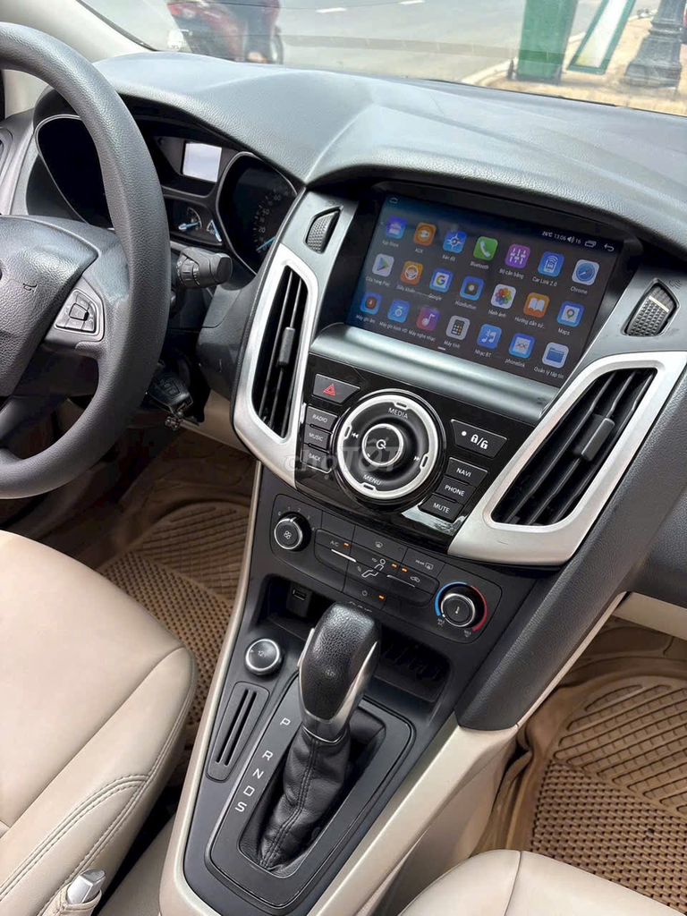 Ford Focus 2017 - ảnh 2