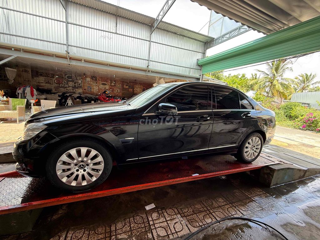 Mercedes-Benz 2009 - ảnh 4