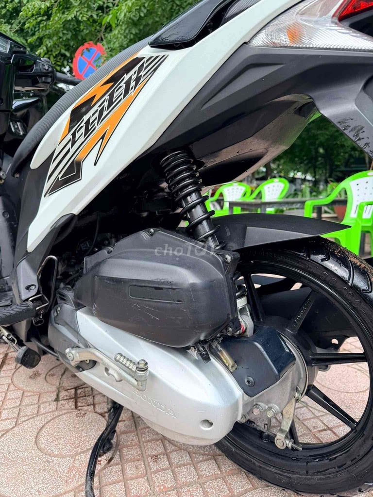 Honda Click 2014 - ảnh 4