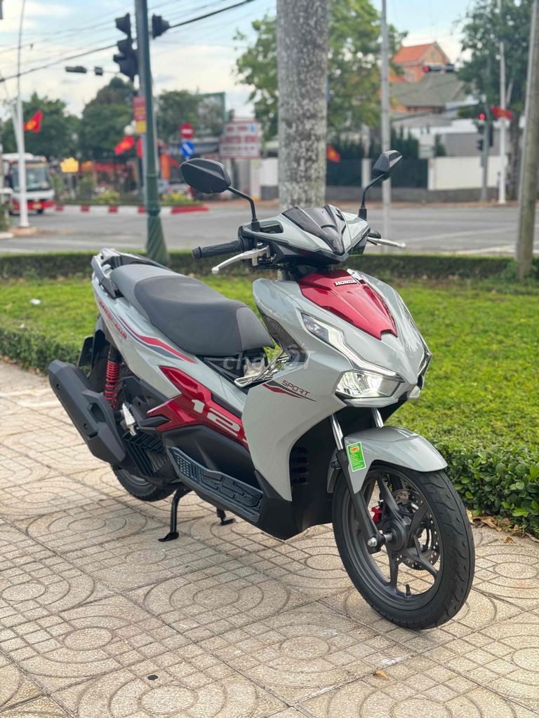 Honda AirBlade 2025 - ảnh 2