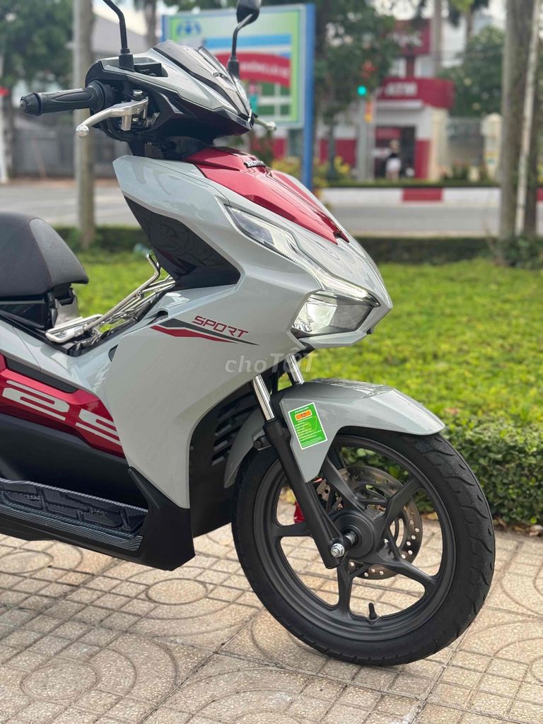 Honda AirBlade 2025 - ảnh 4