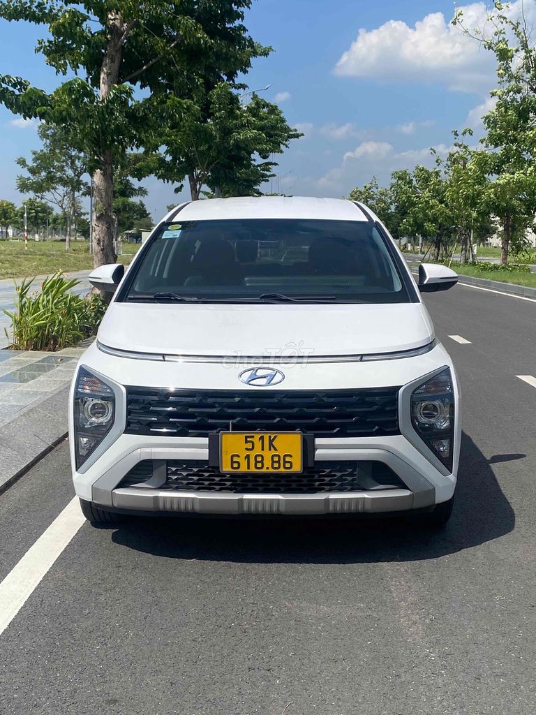 Hyundai Stargazer - ảnh 1