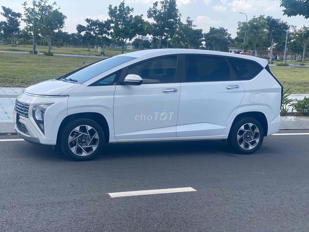 Hyundai Stargazer - ảnh 2