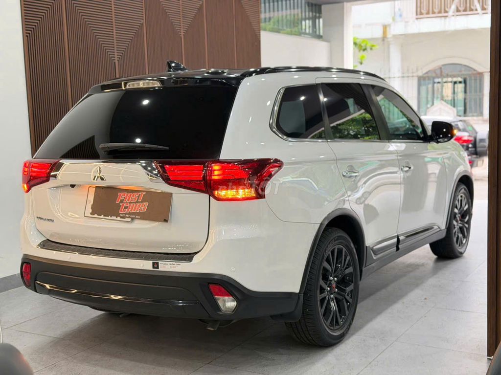 Mitsubishi Outlander 2019 - ảnh 5