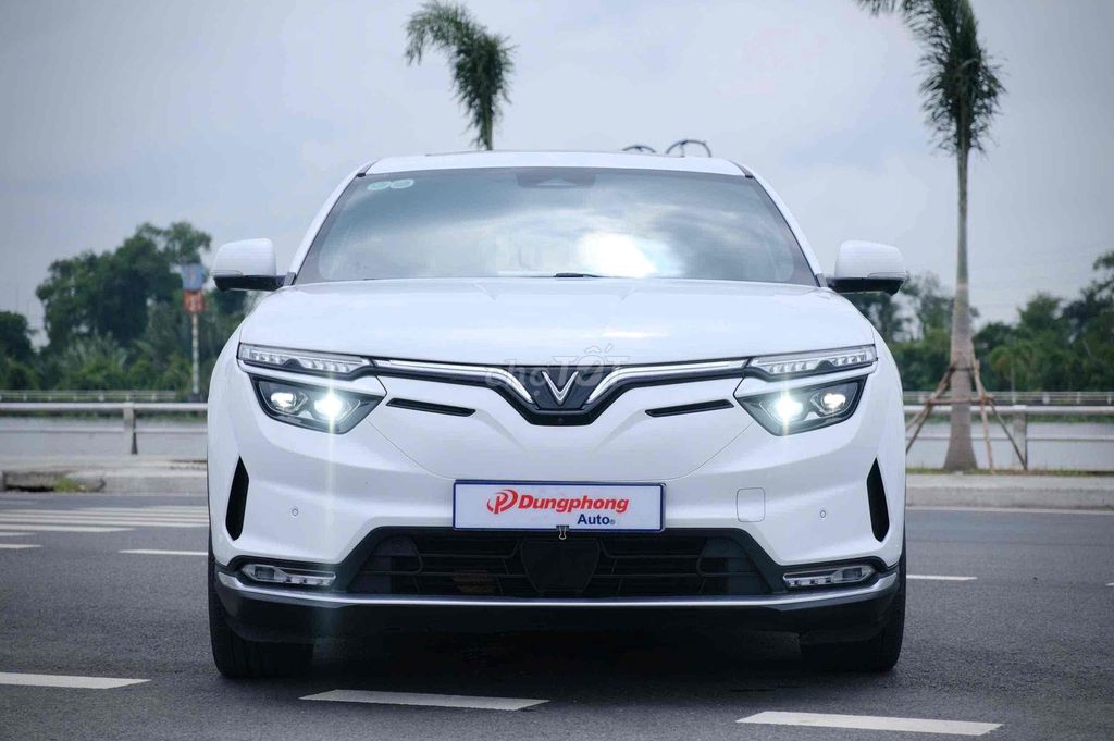 VinFast VF8 Plus 2025 - ảnh 1