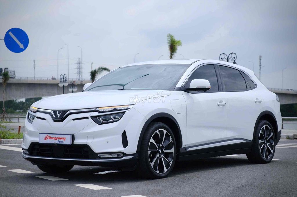VinFast VF8 Plus 2025 - ảnh 4