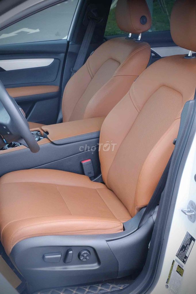 VinFast VF8 Plus 2025 - ảnh 5