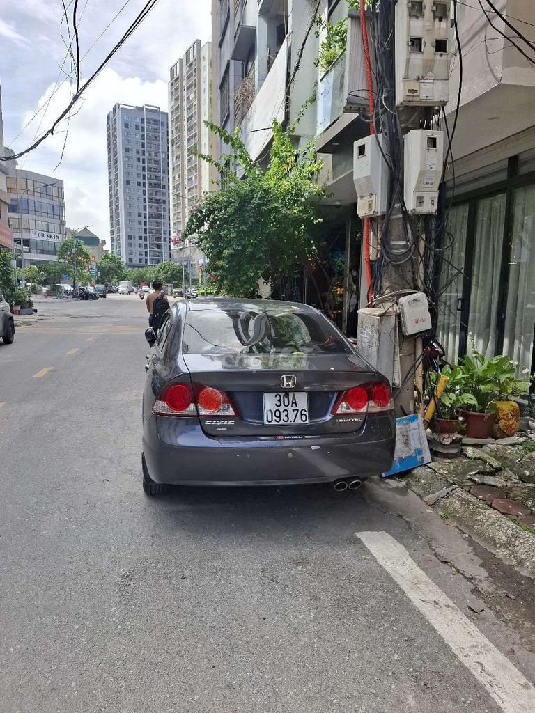 Honda Civic - ảnh 1