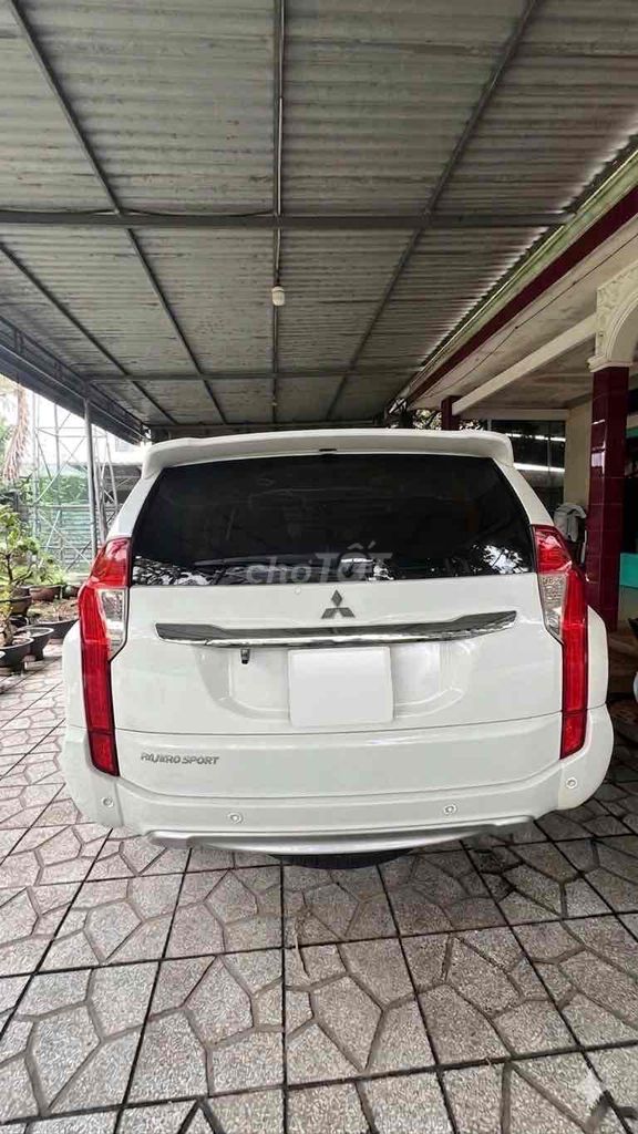 Mitsubishi Pajero 2018 - ảnh 2
