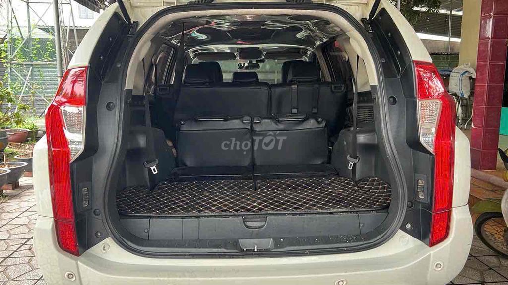 Mitsubishi Pajero 2018 - ảnh 3