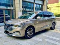Volkswagen Viloran Luxury 2025 - ảnh 1
