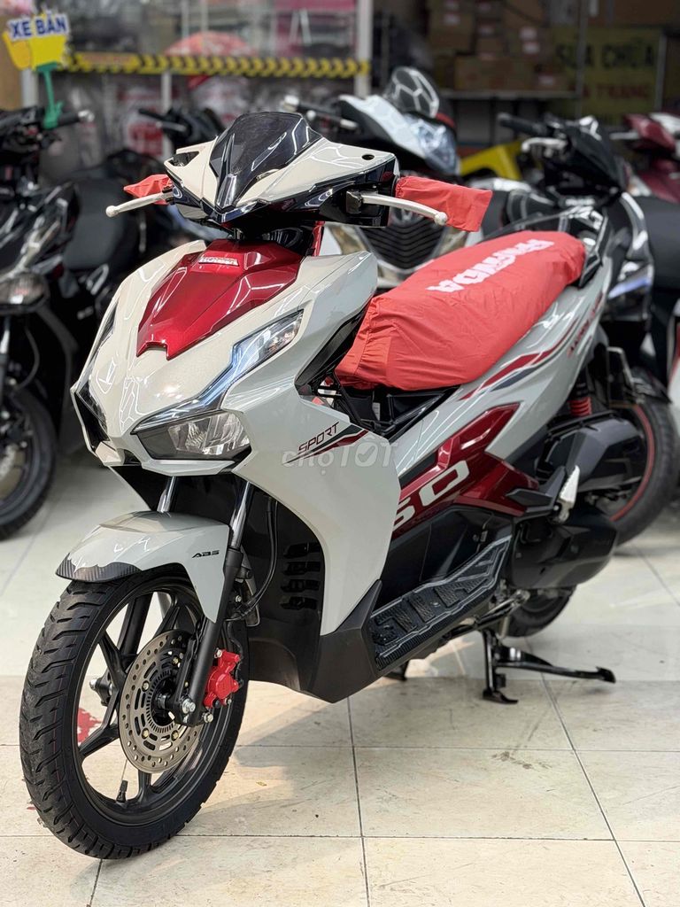 Honda Air Blade 2024 - ảnh 1