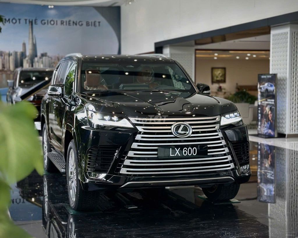 Lexus LX 600 Vip - ảnh 3