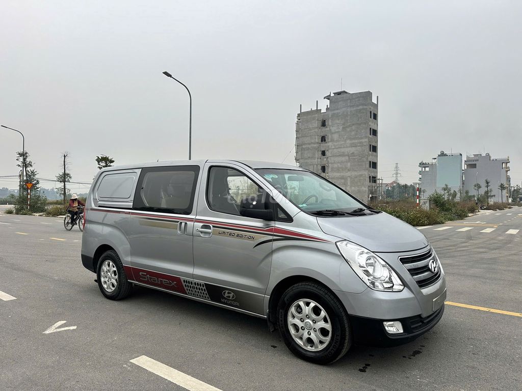 Hyundai Grand Starex 2016 - ảnh 3