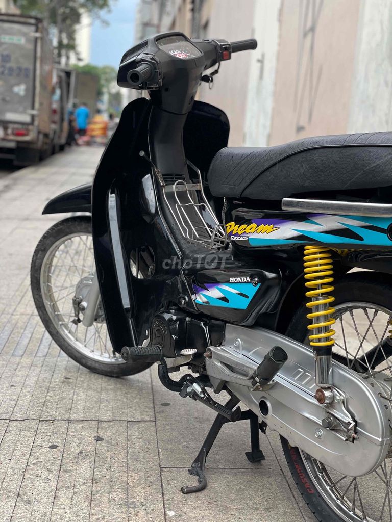 Honda Dream 2021 - ảnh 3