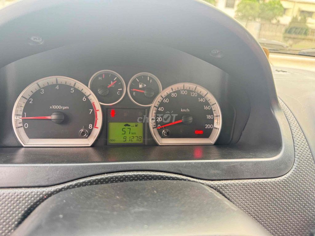 Chevrolet Aveo 2018 - ảnh 2