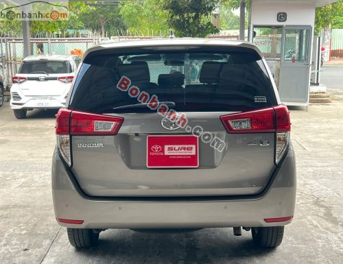 Toyota Innova E 2.0 MT 2022 - ảnh 3