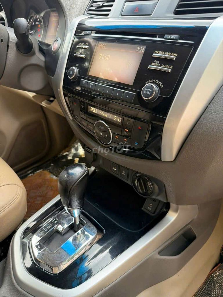 Nissan Navara 2015 - ảnh 5