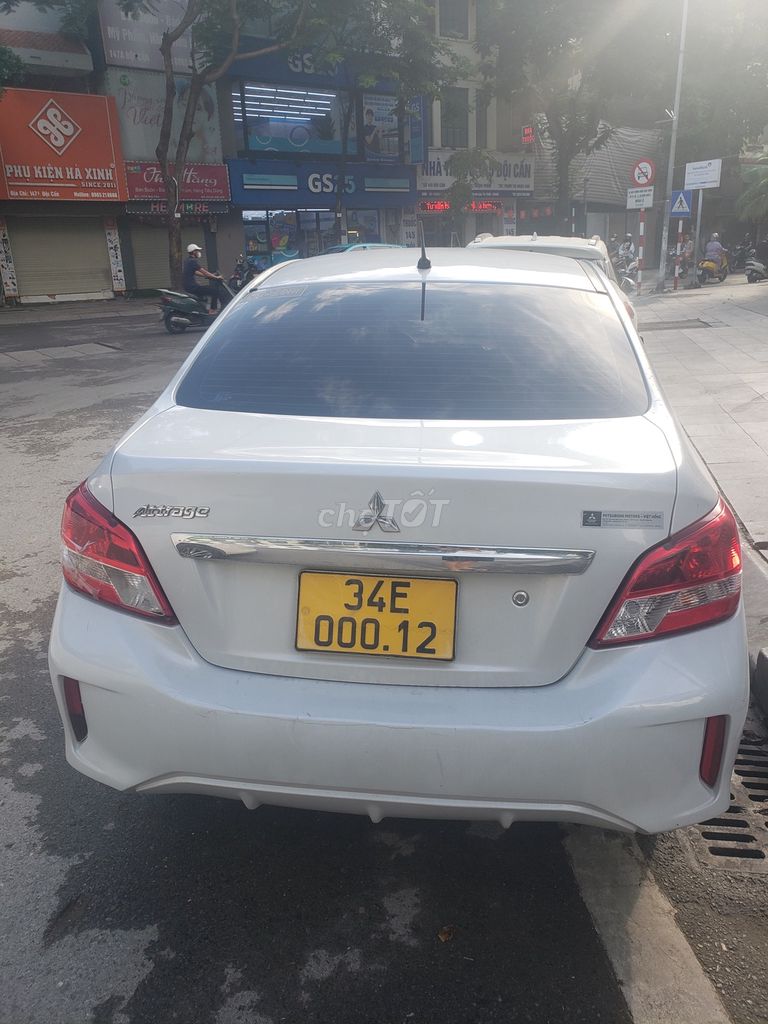 Mitsubishi Attrage 2021 - ảnh 1