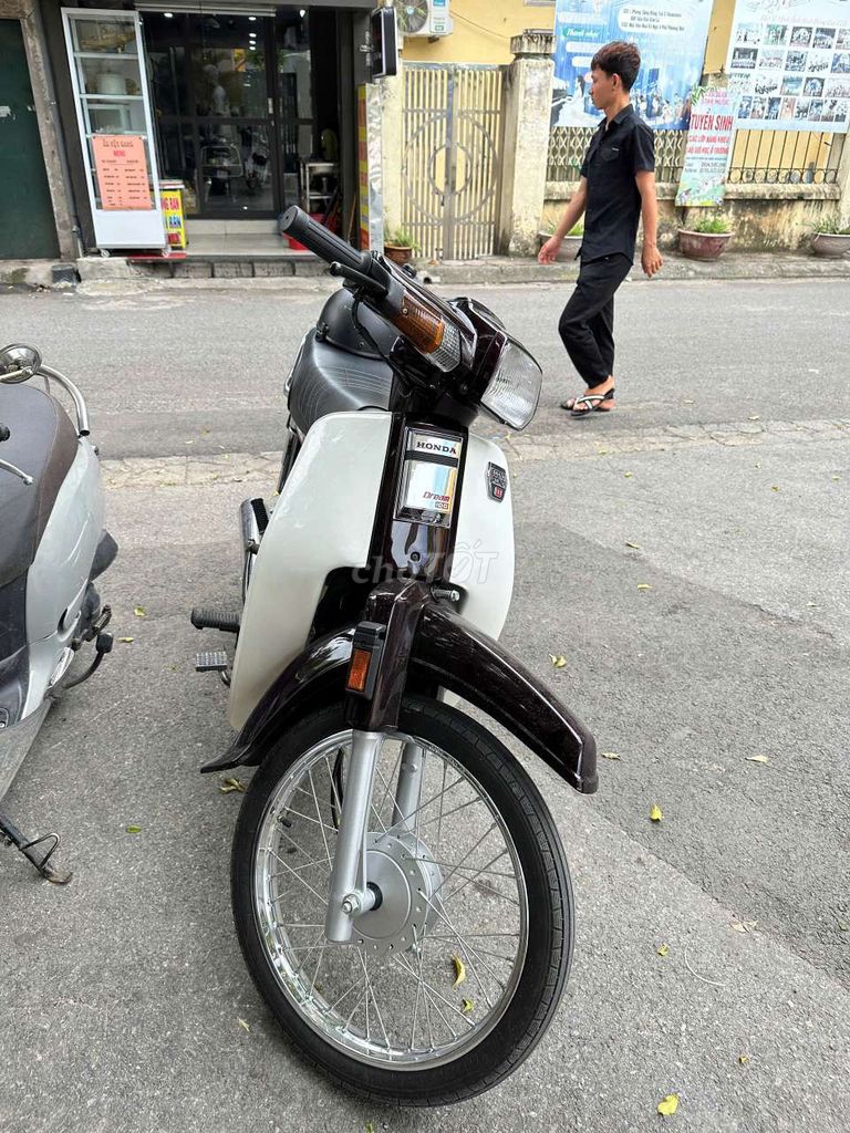 Honda Dream 2022 - ảnh 1