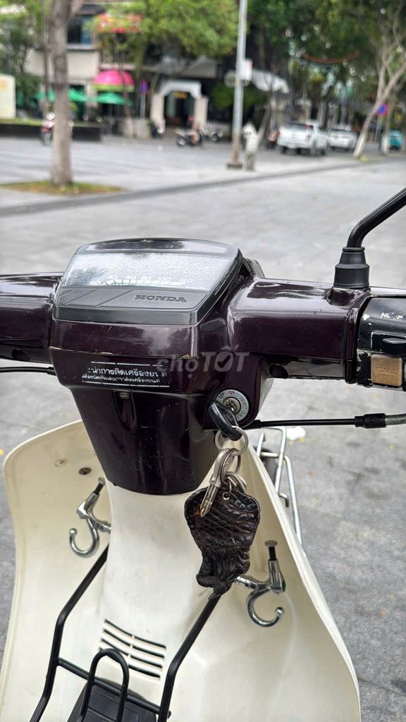 Honda Dream 1996 - ảnh 1