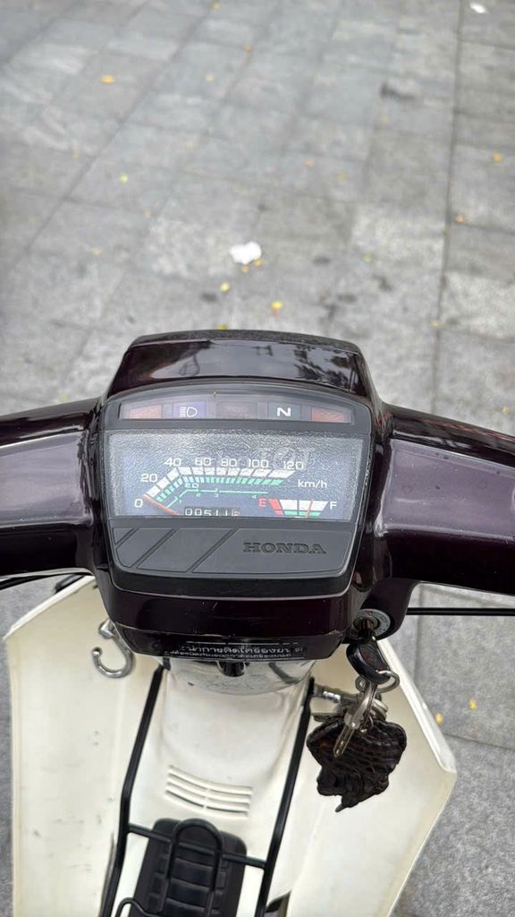 Honda Dream 1996 - ảnh 4