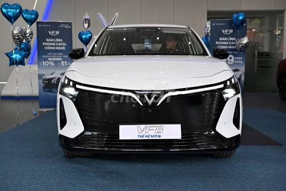 VinFast VF8 2026 - ảnh 1