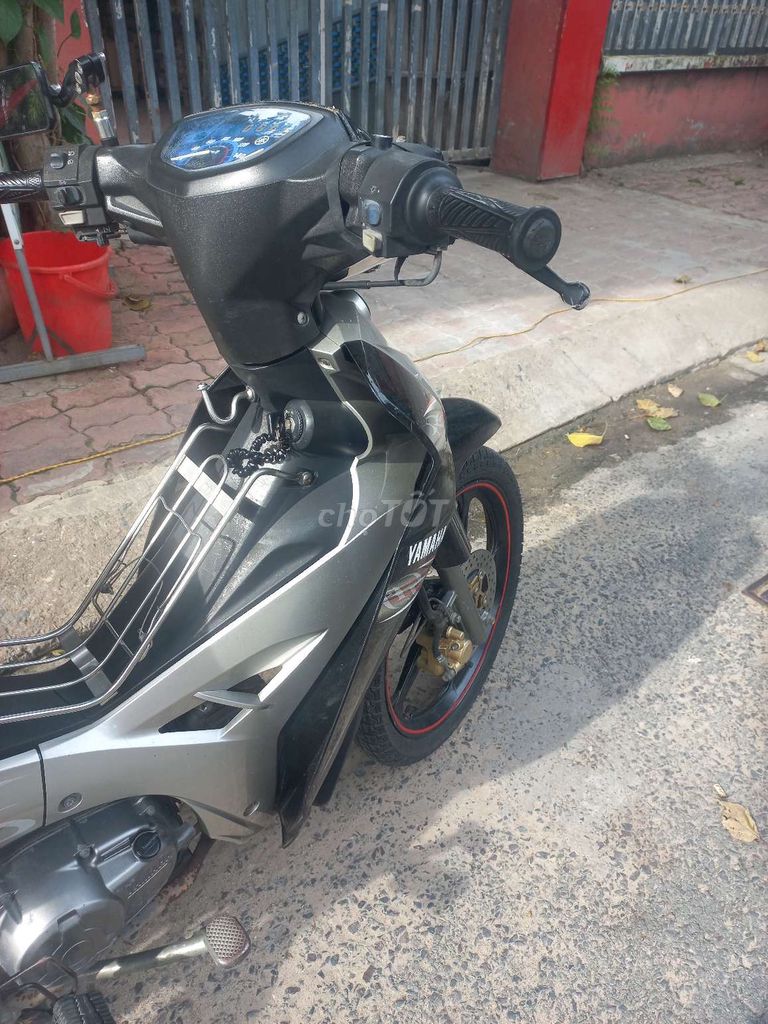 Yamaha Sirius 2014 - ảnh 4