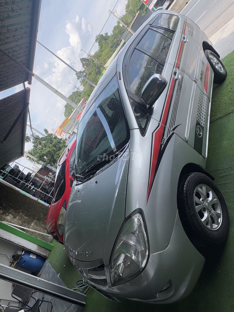 Toyota Innova - ảnh 2