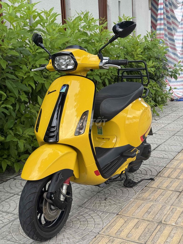 Piaggio Vespa 2022 - ảnh 1