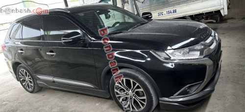 Mitsubishi Outlander 2.0 CVT 2017 - ảnh 1