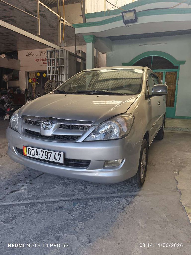 Toyota Innova 2008 - ảnh 2