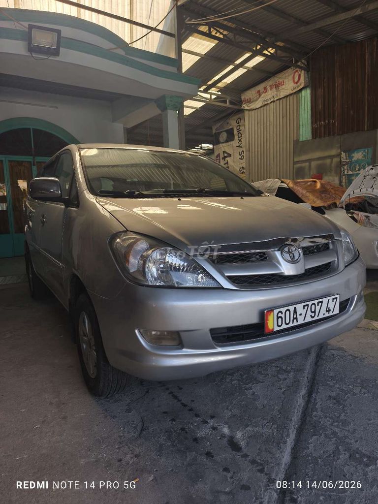 Toyota Innova 2008 - ảnh 3