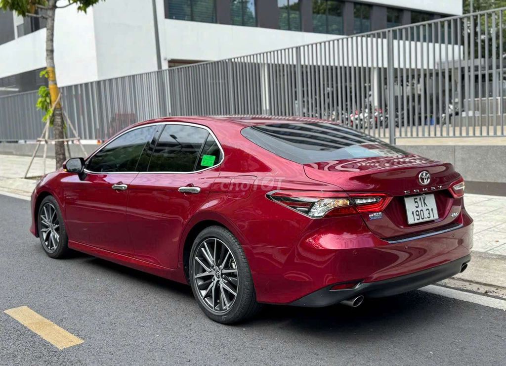 Toyota Camry 2.5Q 2022 - ảnh 5
