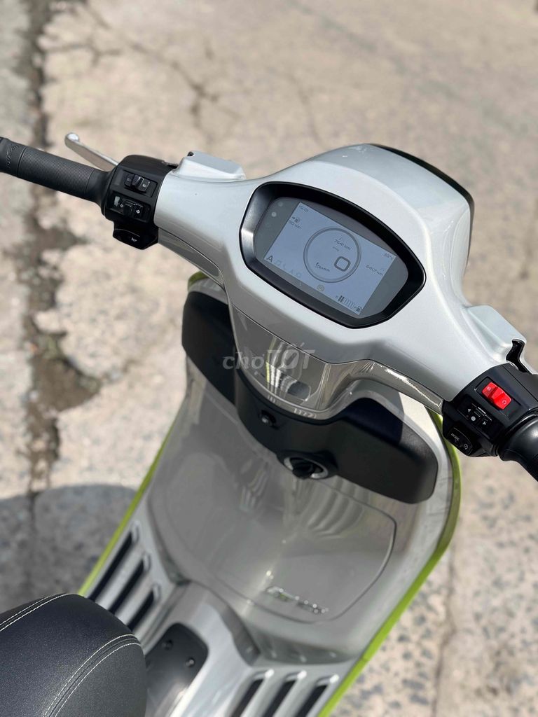 Piaggio Vespa 2025 - ảnh 3