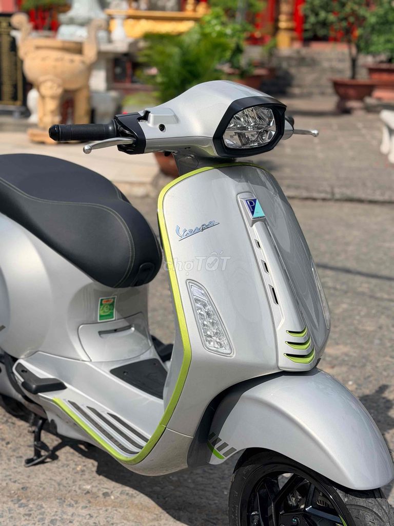 Piaggio Vespa 2025 - ảnh 4