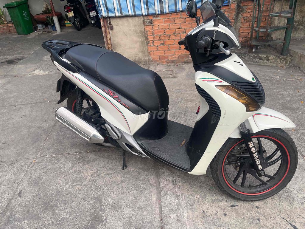 Honda SH 2013 - ảnh 2
