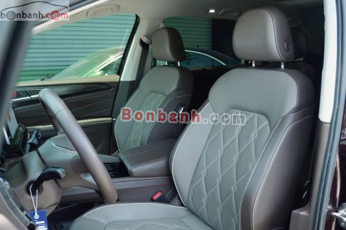 Volkswagen Viloran Luxury 2023 - ảnh 5